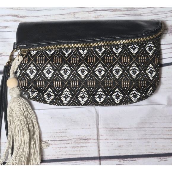 DV By Dolce Vita Boho Tribal Woven Tassle Clutch Wristlet Zippered Top Fold Over - Picture 6 of 6